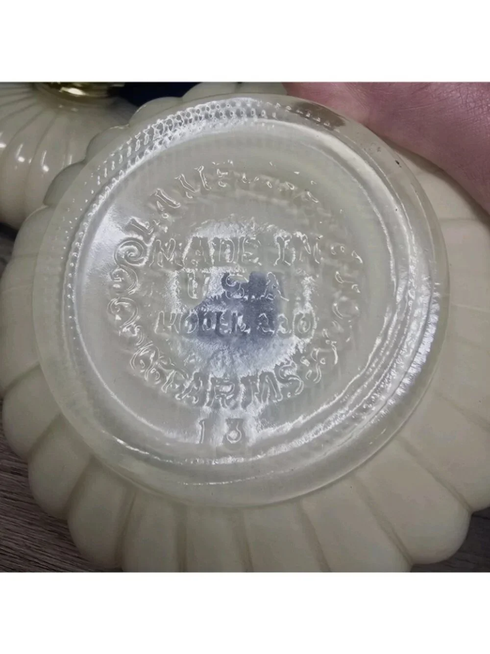 2 Cream Lamplight Farms Oil Lamp USA Functioning Lamps VTG GRANDMACORE